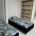 Habitación cerca a la playa 104