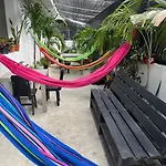 Habitación cerca a la playa 104